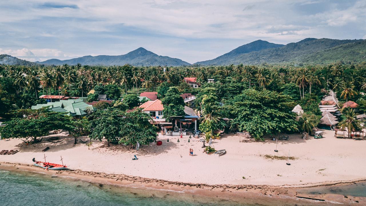 Dancing Elephant Beach Club Baan Tai Exterior foto